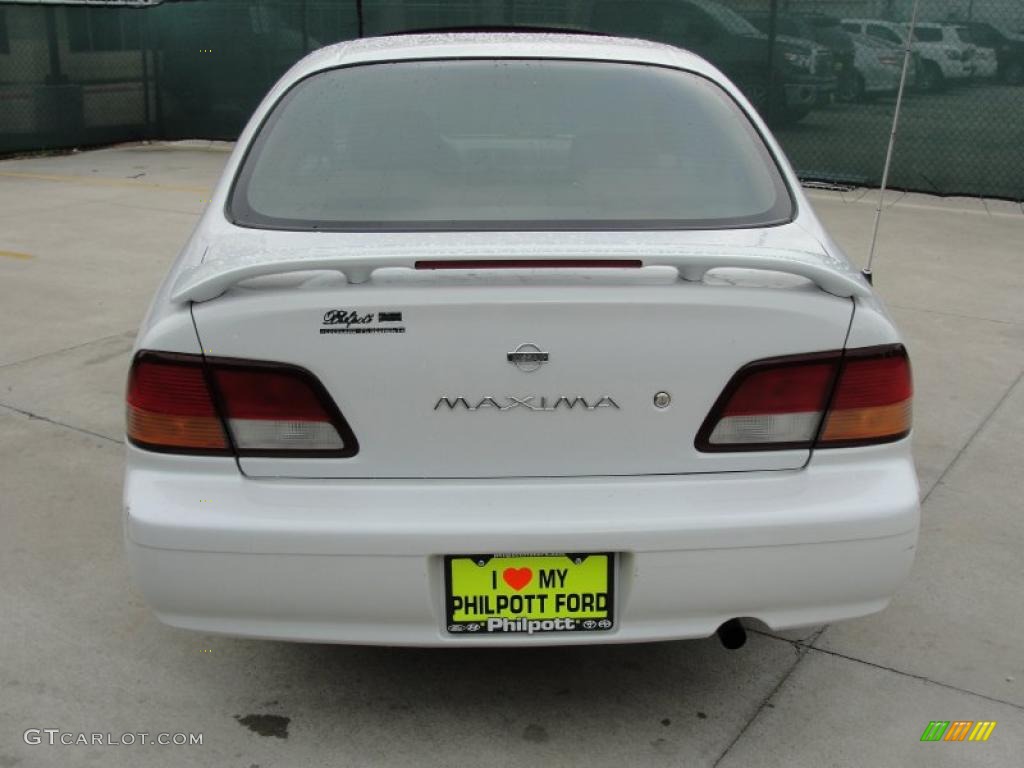 1998 Maxima GLE - Arctic White Pearl Metallic / Beige photo #4