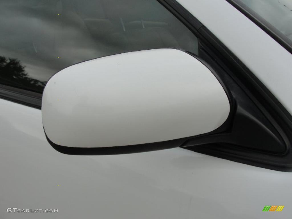 1998 Maxima GLE - Arctic White Pearl Metallic / Beige photo #16