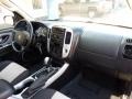Black - Mariner Luxury 4WD Photo No. 21