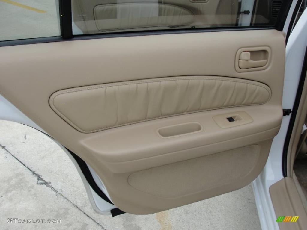 2000 Nissan maxima door panel #5