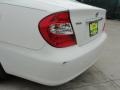 Super White - Camry LE Photo No. 32