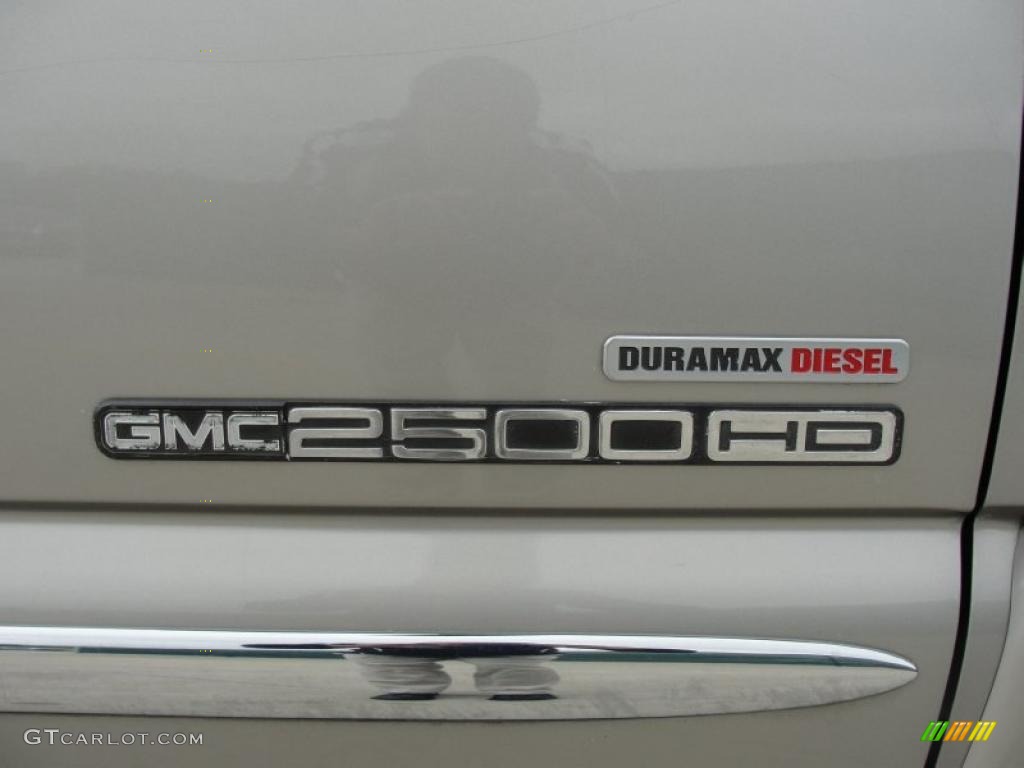 2002 GMC Sierra 2500HD SLT Crew Cab 4x4 Marks and Logos Photo #47360243