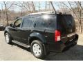 Super Black - Pathfinder SE 4x4 Photo No. 9
