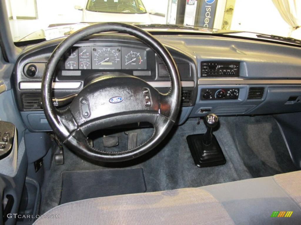 Graphite Interior 1993 Ford F350 XLT Crew Cab 4x4 Photo #47361344