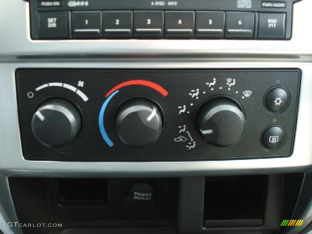 2005 Dodge Dakota Laramie Quad Cab Controls Photos