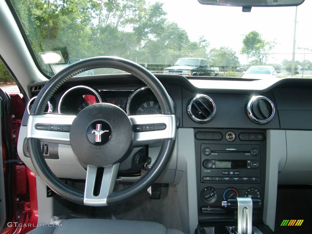 2007 Mustang V6 Deluxe Coupe - Redfire Metallic / Light Graphite photo #23