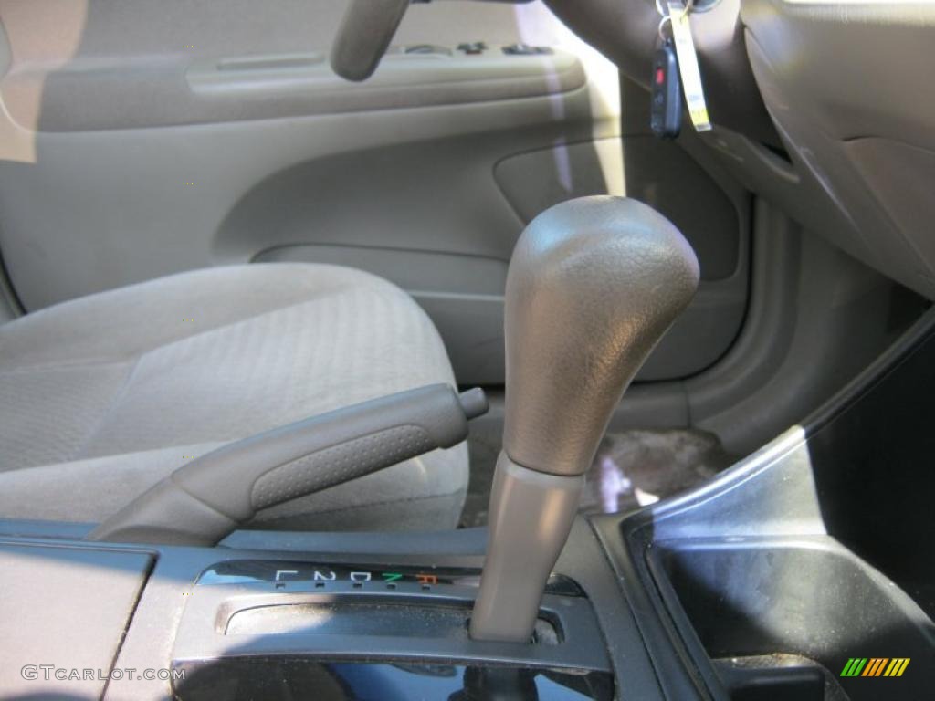 2003 Camry LE - Catalina Blue Metallic / Stone photo #19