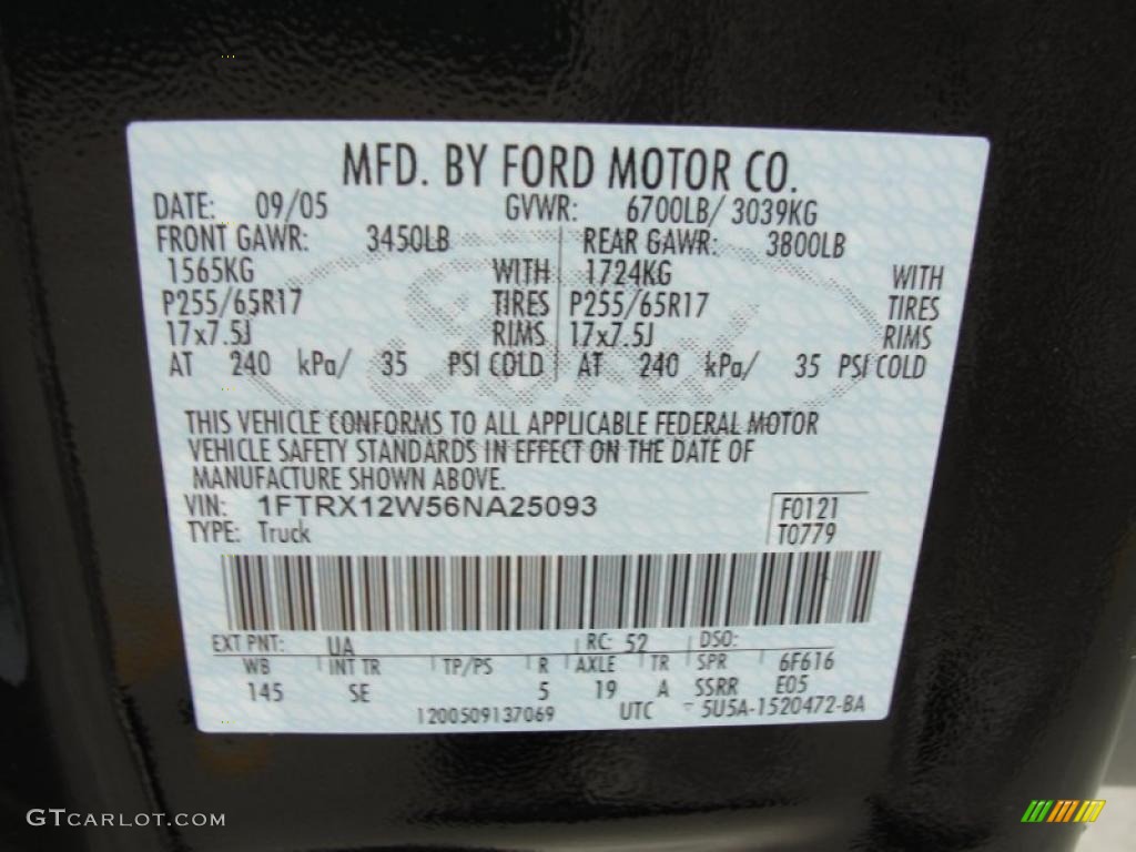 2006 F150 STX SuperCab - Black / Medium/Dark Flint photo #42