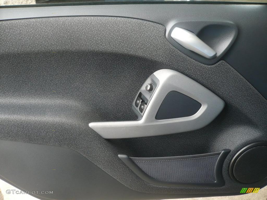 2010 Smart fortwo passion coupe design Black Door Panel Photo #47362862