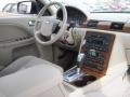 Pebble Beige Dashboard Photo for 2006 Ford Five Hundred #47366039