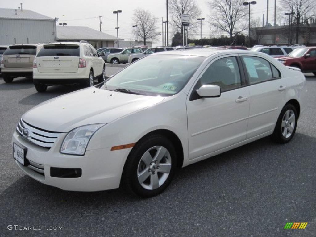 2008 Fusion SE - White Suede / Charcoal Black photo #3
