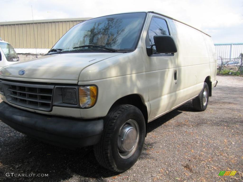1994 Econoline E250 Commercial Van - White / Gray photo #3