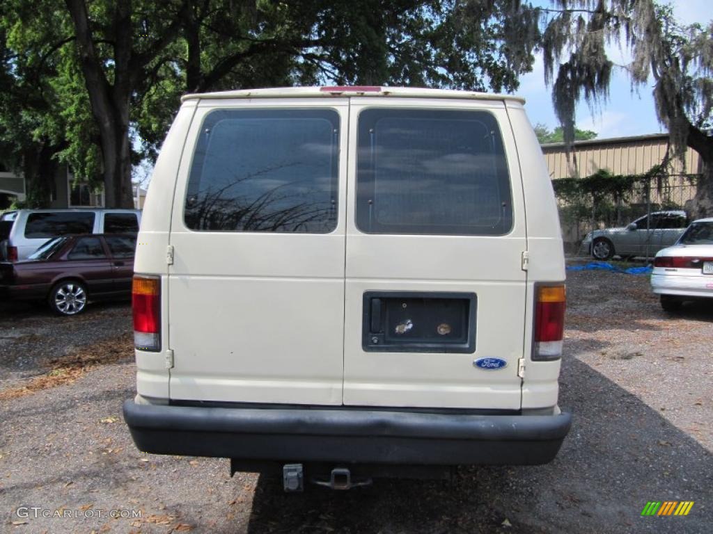 1994 Econoline E250 Commercial Van - White / Gray photo #8