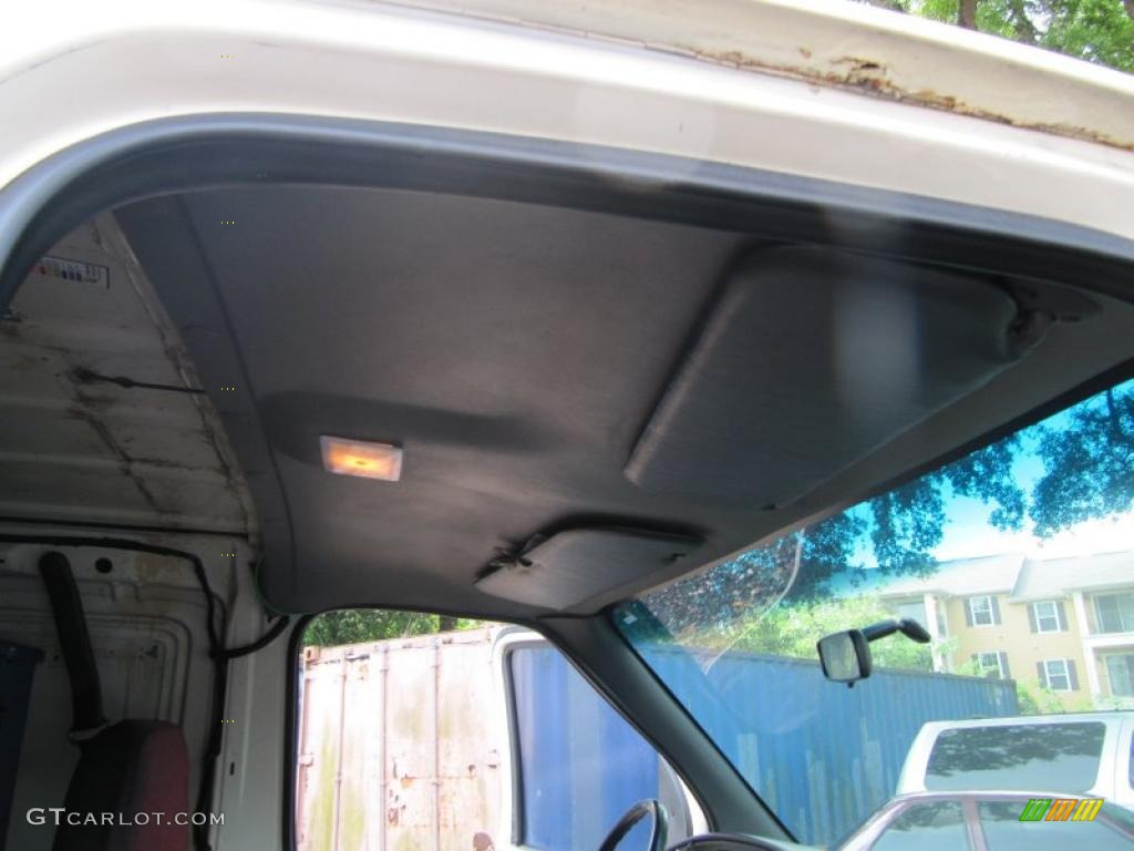 1994 Econoline E250 Commercial Van - White / Gray photo #19
