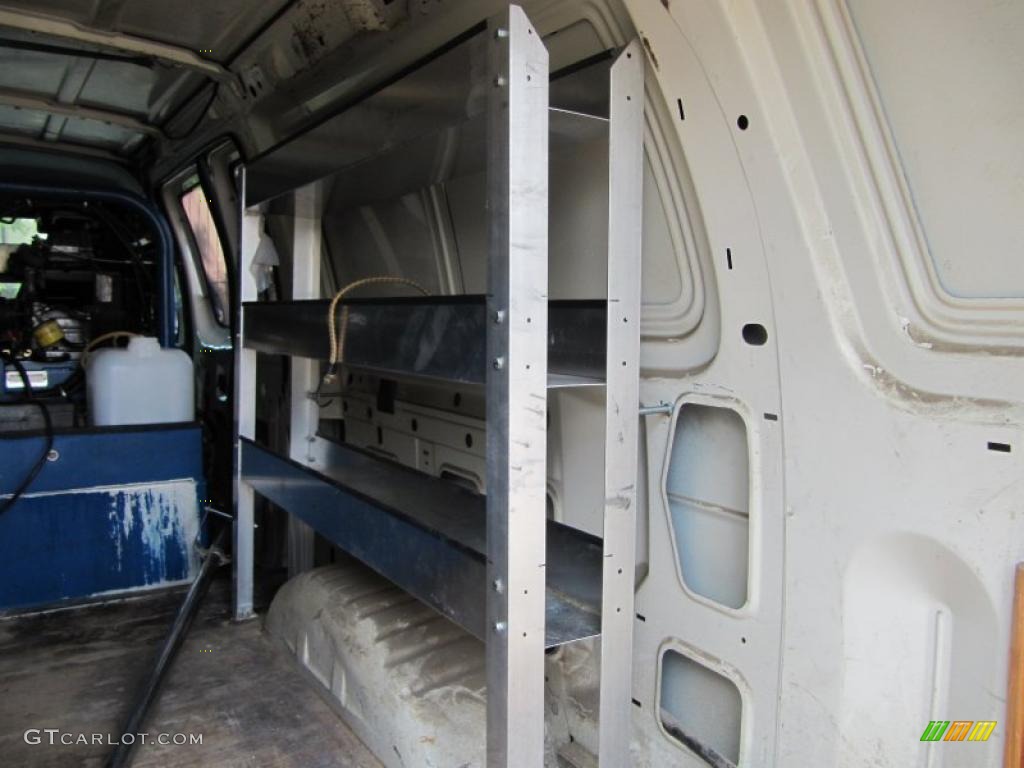 1994 Econoline E250 Commercial Van - White / Gray photo #38