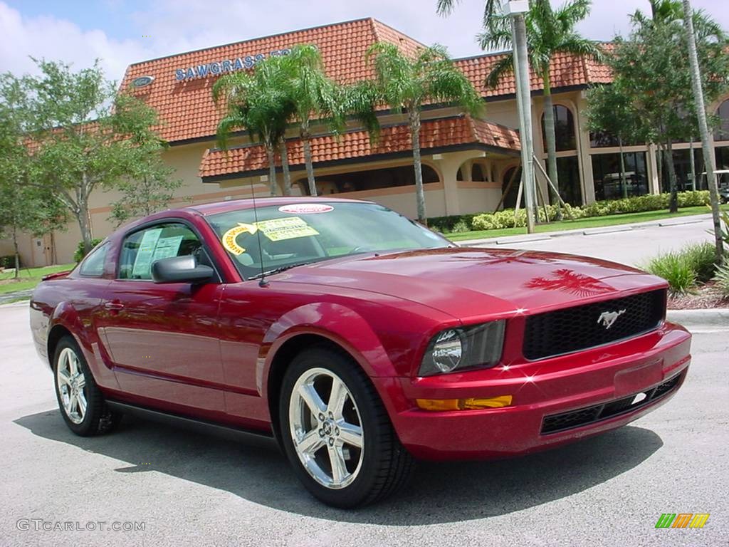 2007 Mustang V6 Deluxe Coupe - Redfire Metallic / Light Graphite photo #1