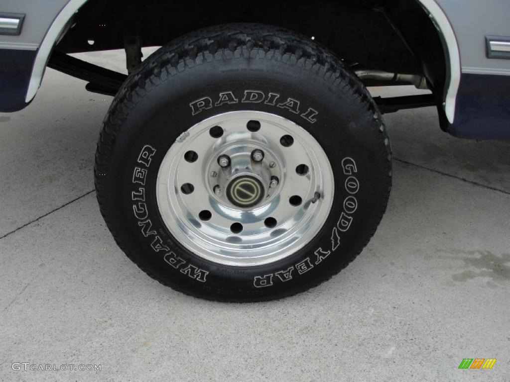 1995 F150 XLT Extended Cab - Medium Lapis Metallic / Blue photo #14
