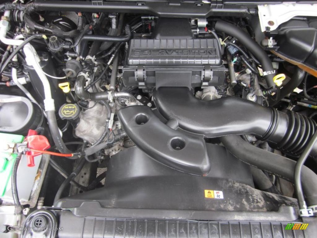 2005 Ford F250 Super Duty XL SuperCab 5.4 Liter SOHC 24 Valve Triton V8 Engine Photo #47367899