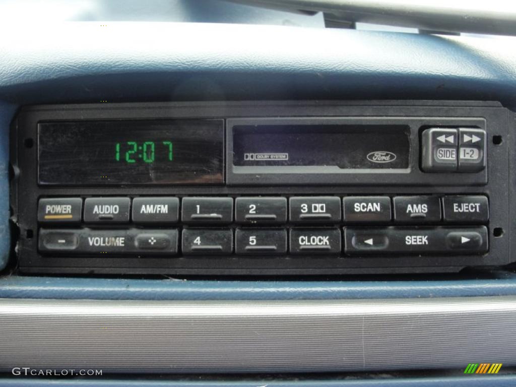 1995 Ford F150 XLT Extended Cab Controls Photo #47368343