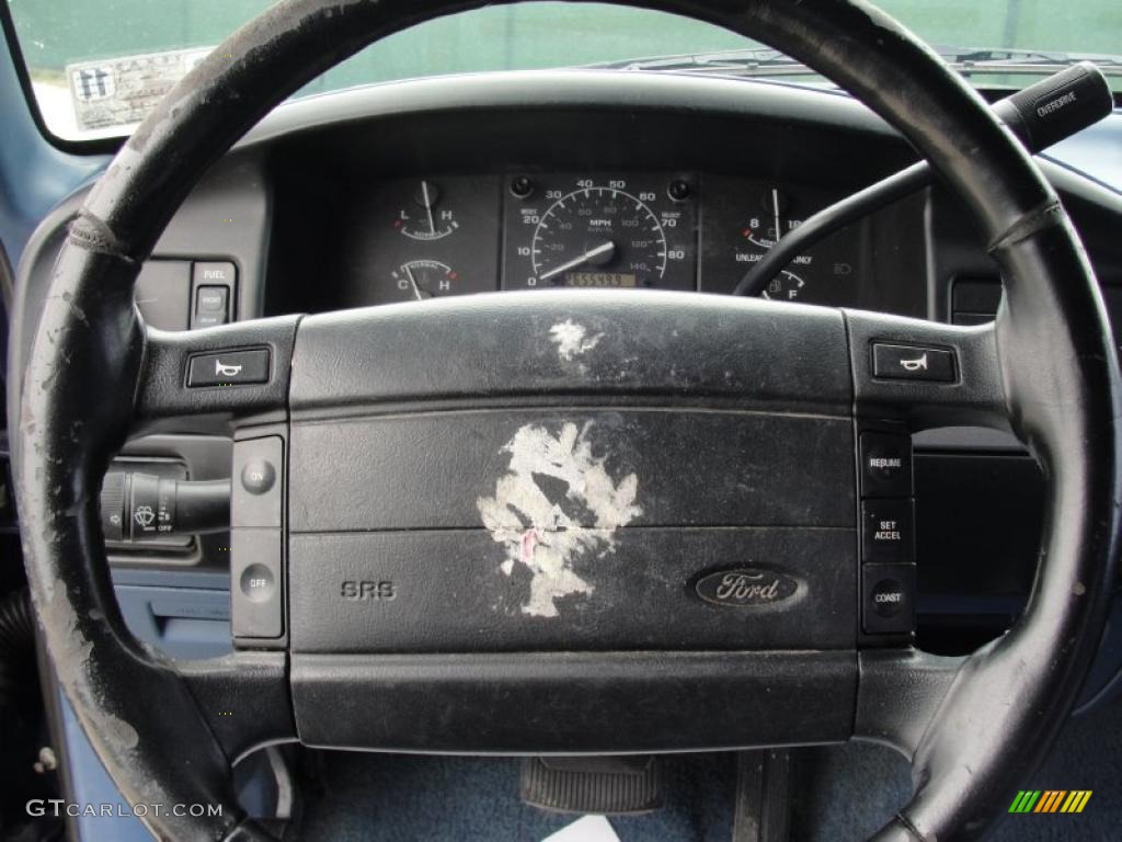 1995 Ford F150 XLT Extended Cab Blue Steering Wheel Photo #47368385