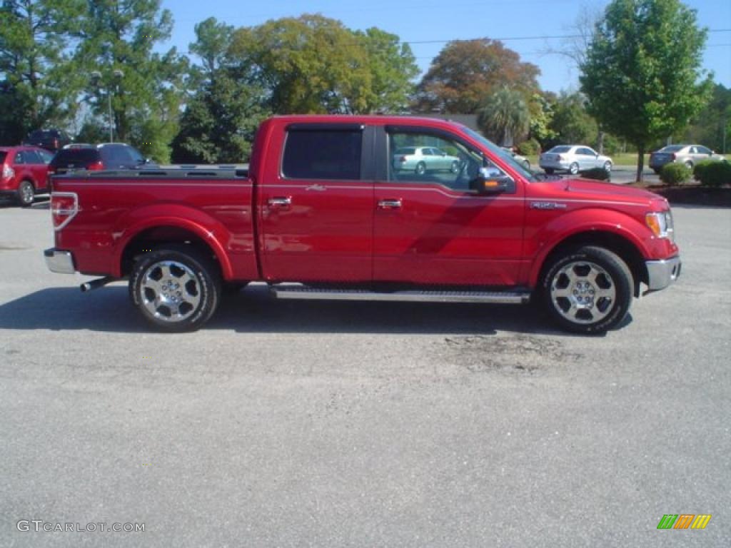 2010 F150 Lariat SuperCrew - Red Candy Metallic / Tan photo #4