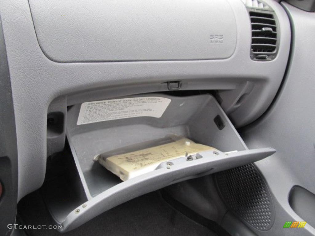 2004 Accent GL Sedan - Noble White / Gray photo #14