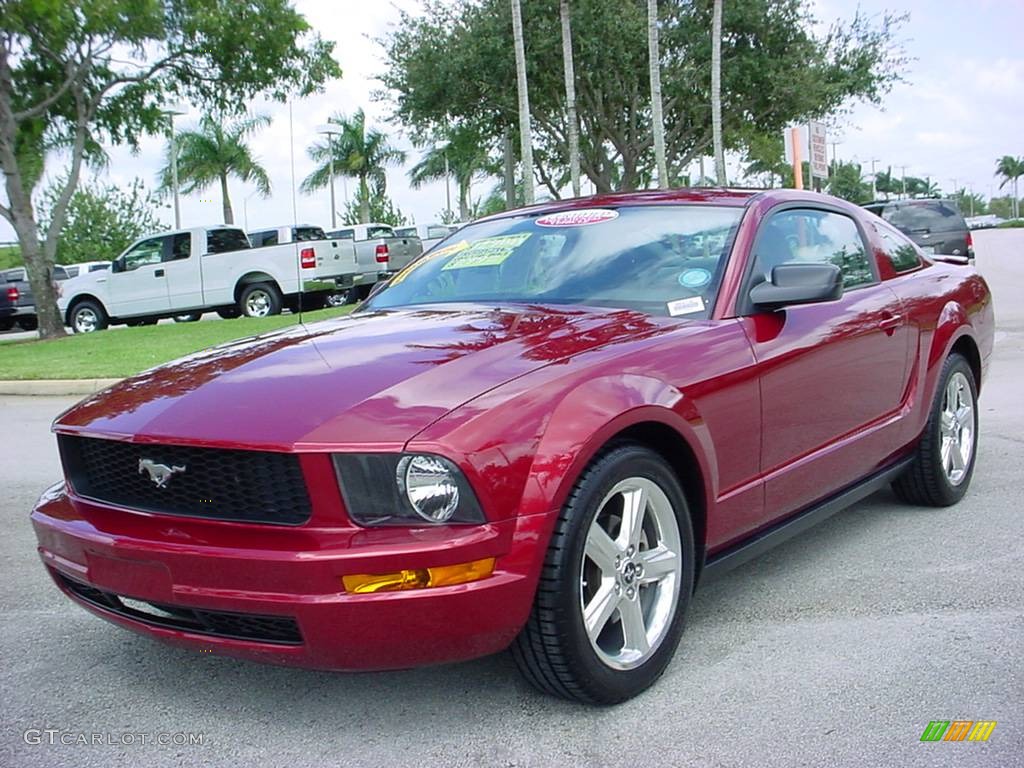 2007 Mustang V6 Deluxe Coupe - Redfire Metallic / Light Graphite photo #7