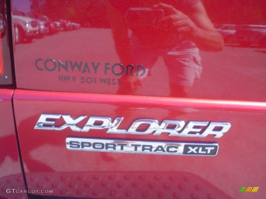 2005 Explorer Sport Trac XLT - Red Fire / Medium Pebble photo #12