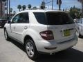 Arctic White - ML 350 4Matic Photo No. 7