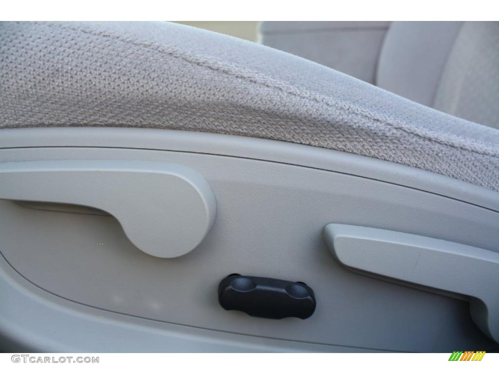 2010 Impala LT - Cyber Gray Metallic / Ebony photo #10