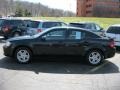 Brilliant Black Crystal Pearl - Avenger R/T Photo No. 15