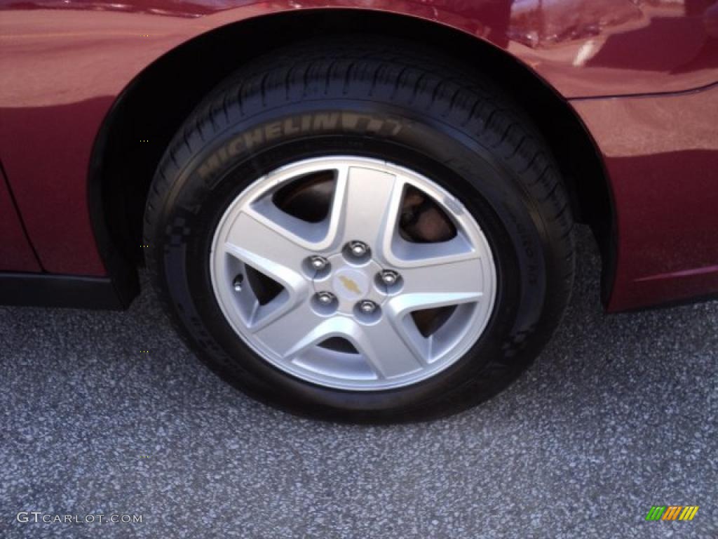 2005 Malibu LS V6 Sedan - Sport Red Metallic / Neutral Beige photo #8