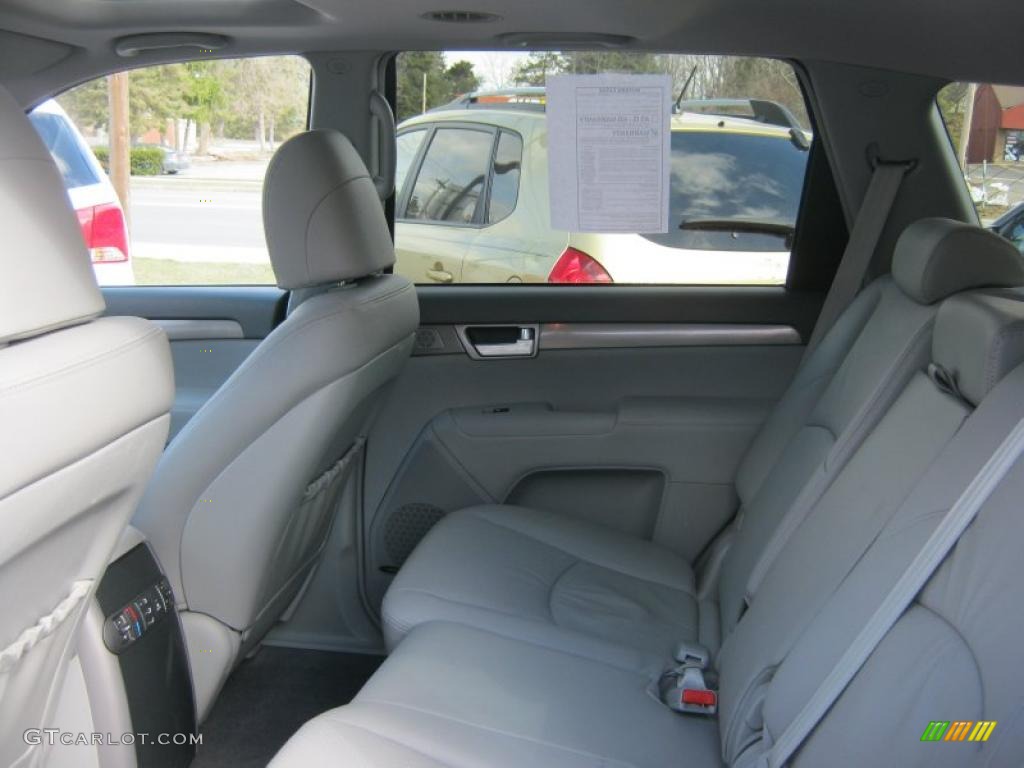 Gray Interior 2009 Kia Borrego EX V8 4x4 Photo #47376908