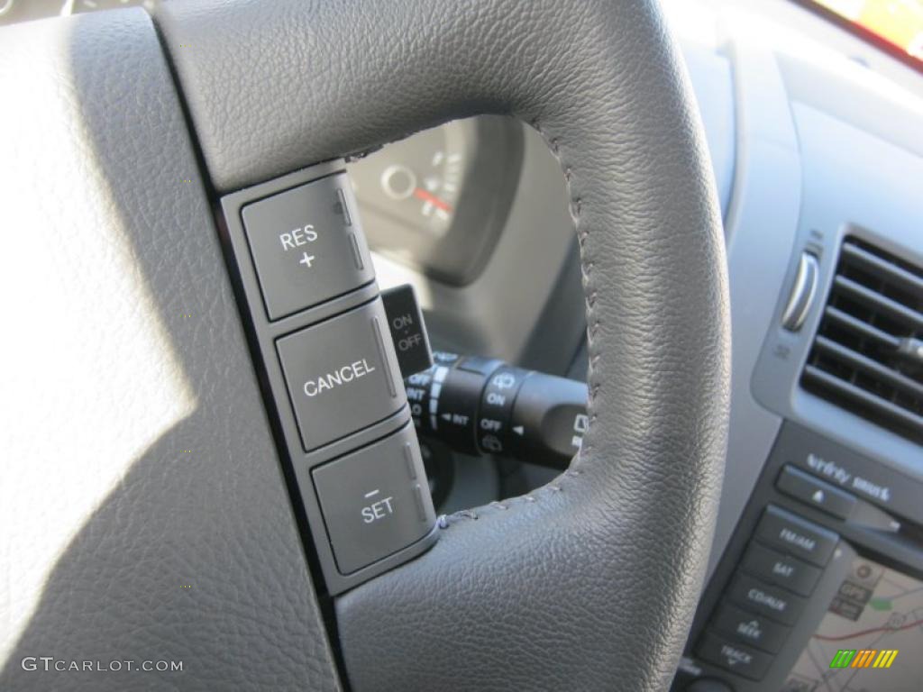2009 Kia Borrego EX V8 4x4 Controls Photo #47377004