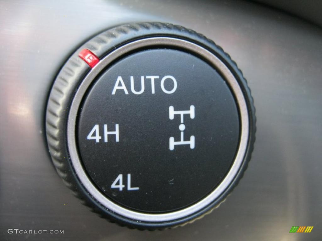 2009 Kia Borrego EX V8 4x4 Controls Photo #47377019