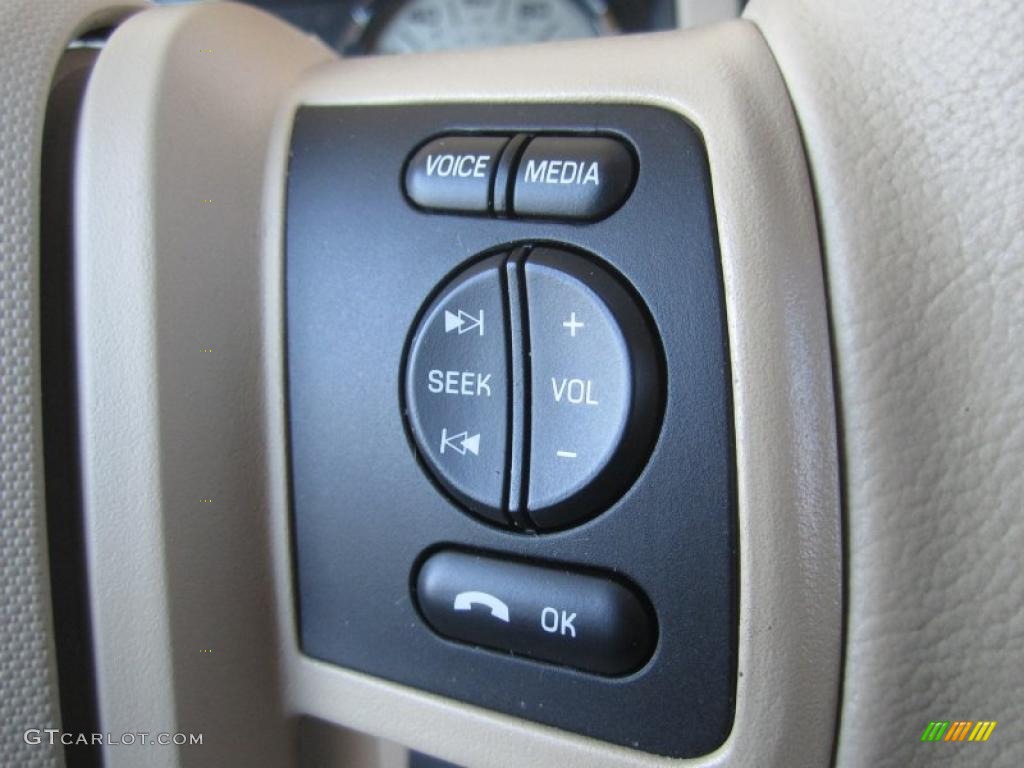 2010 Ford Expedition Eddie Bauer 4x4 Controls Photo #47378327