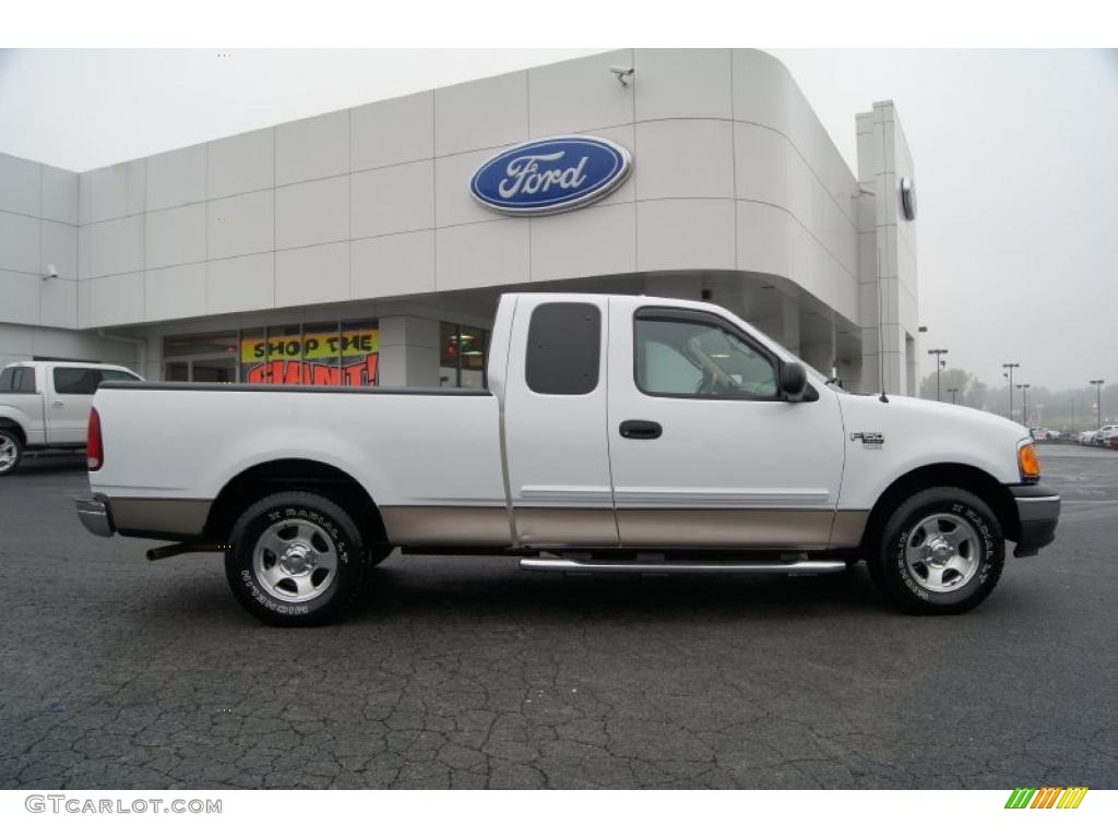 Oxford White 2004 Ford F150 XLT Heritage SuperCab Exterior Photo #47378396