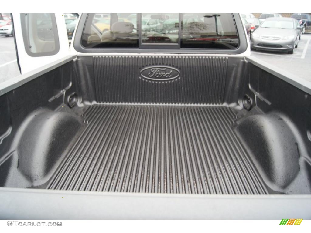 2004 F150 XLT Heritage SuperCab - Oxford White / Heritage Medium Parchment photo #18