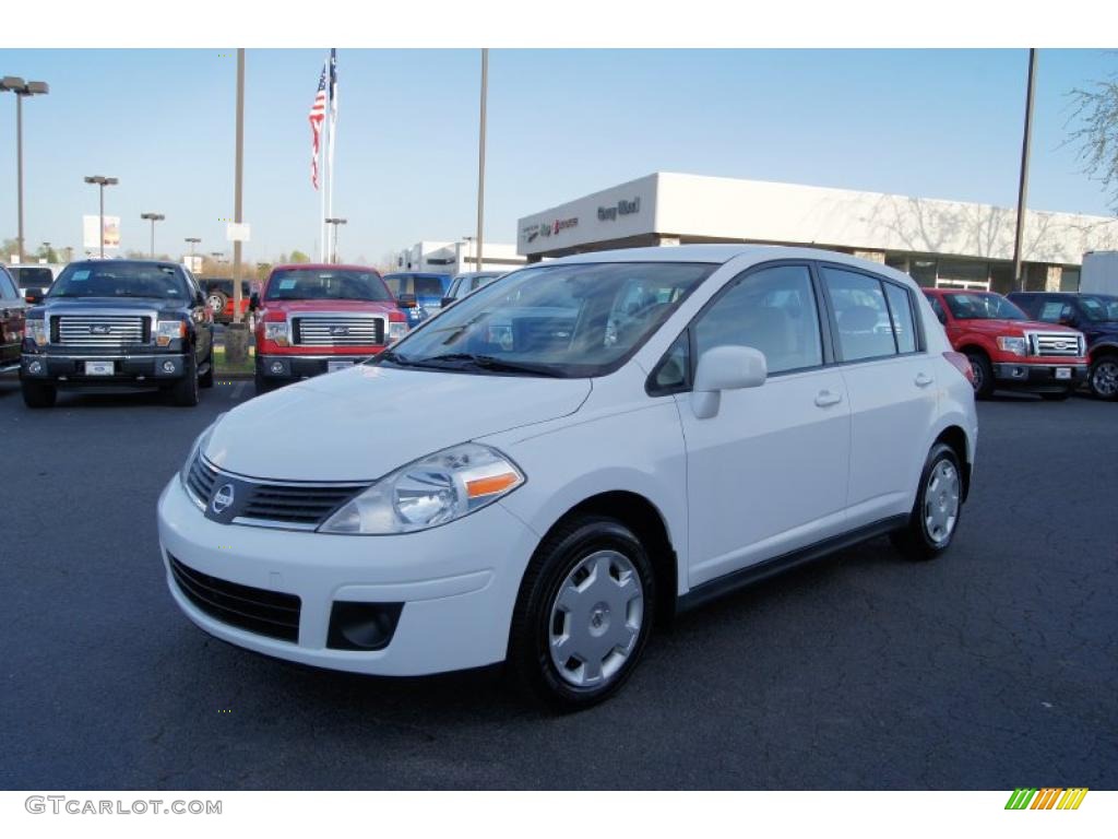 2007 Nissan Versa S Exterior Photos