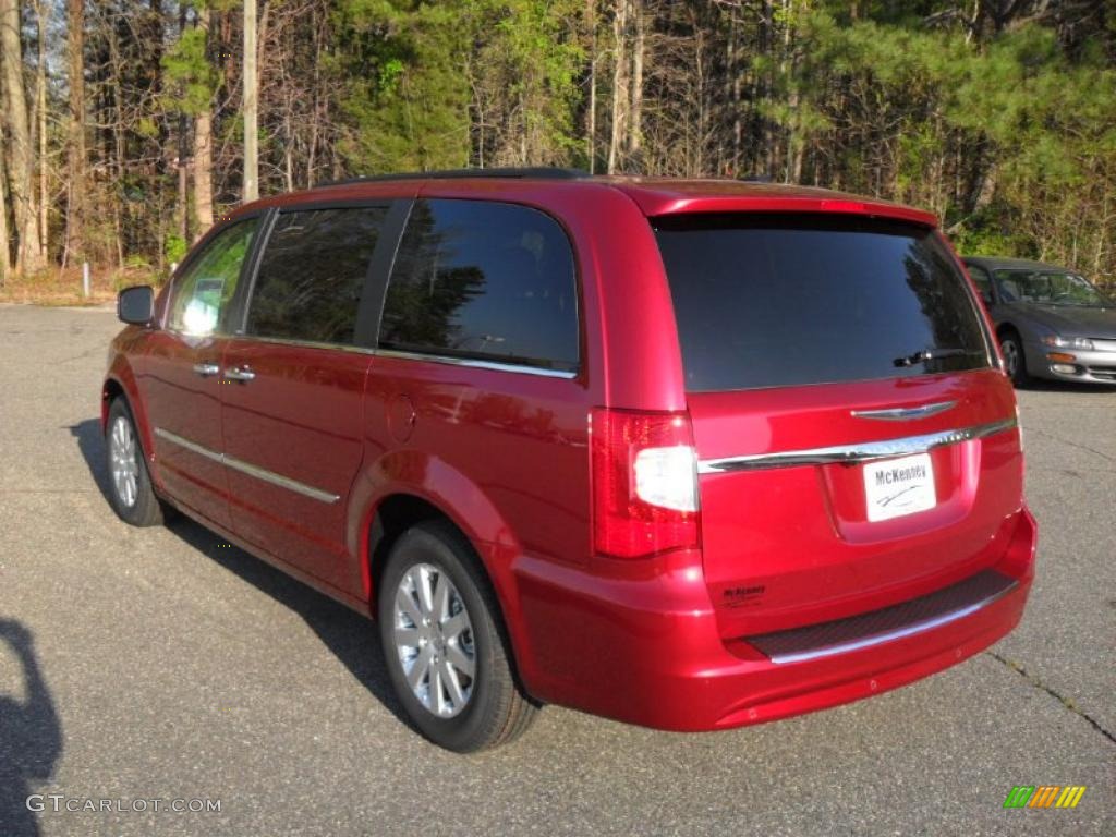 Deep Cherry Red Crystal Pearl 2011 Chrysler Town & Country Touring - L Exterior Photo #47381186