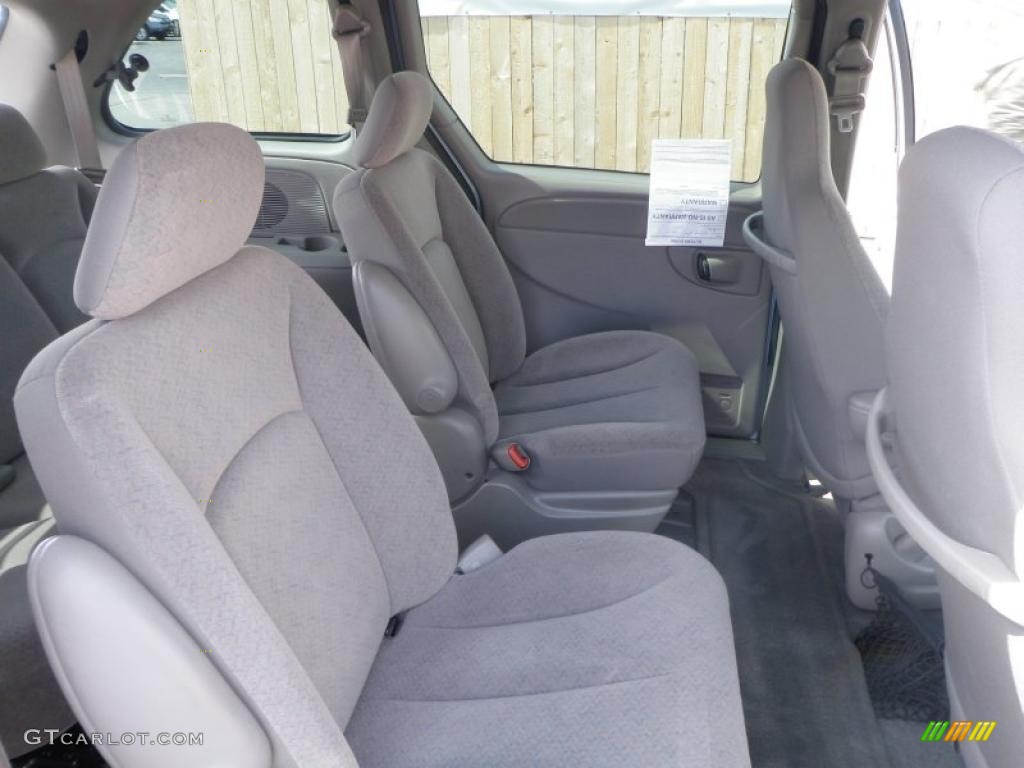 Taupe Interior 2003 Dodge Caravan SE Photo #47383793