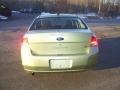 Kiwi Green - Focus SE Sedan Photo No. 6