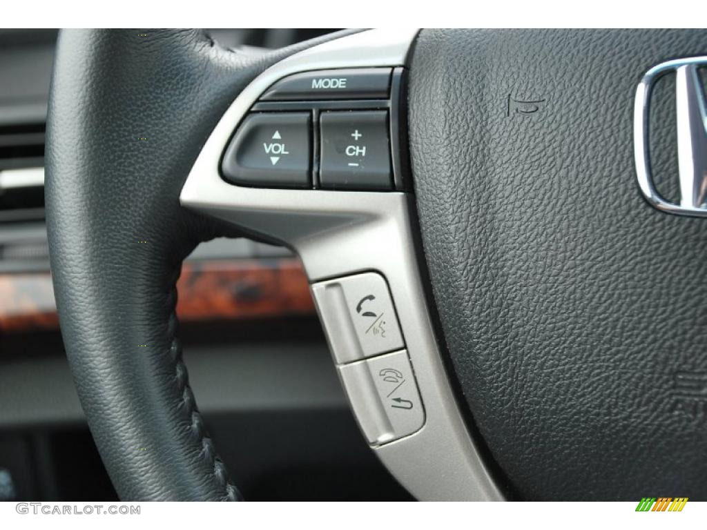 2010 Honda Accord Crosstour EX-L Controls Photo #47386658
