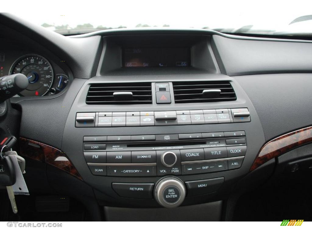 2010 Honda Accord Crosstour EX-L Controls Photo #47386715
