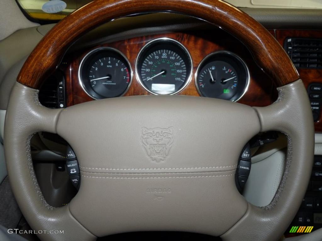 2006 Jaguar XK XKR Convertible Ivory Steering Wheel Photo #47387117
