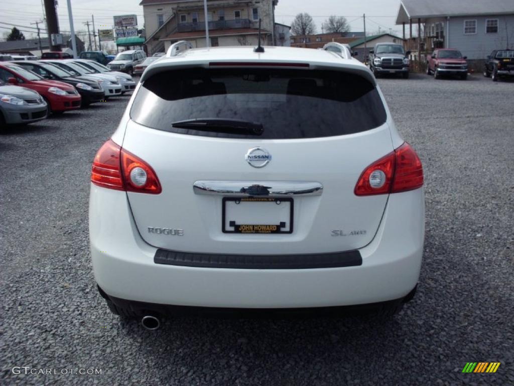 2011 Rogue SL AWD - Pearl White / Black photo #8