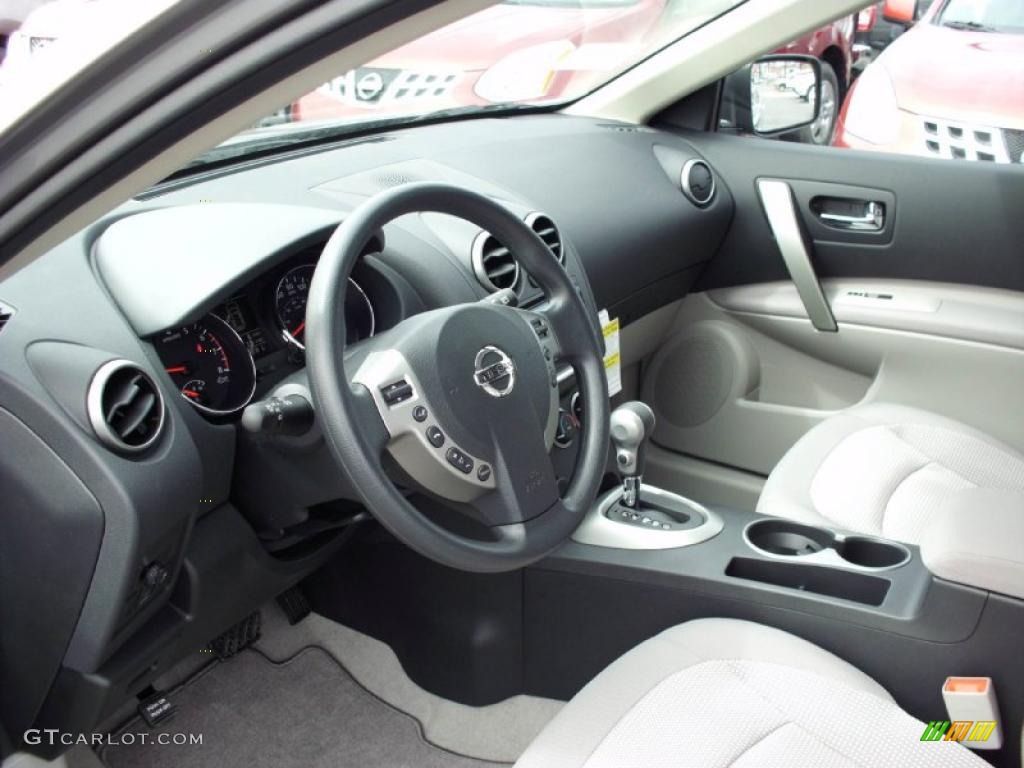 2011 Rogue SV AWD - Platinum Graphite / Gray photo #12