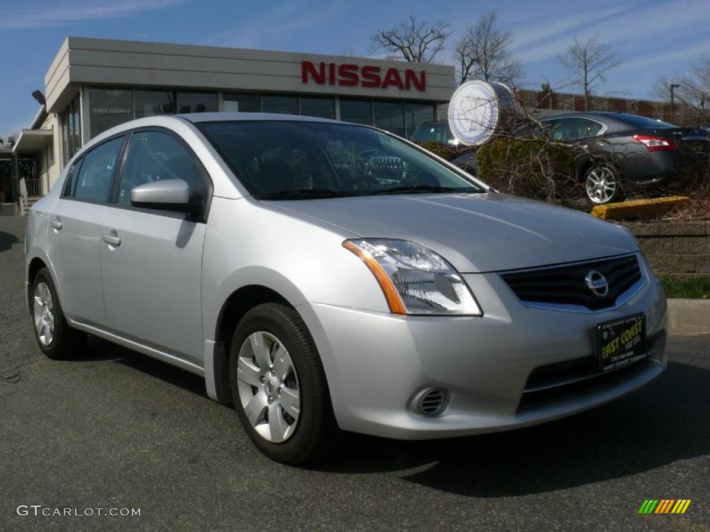 2010 Sentra 2.0 - Brilliant Silver Metallic / Charcoal photo #1