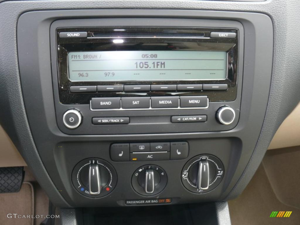 2011 Volkswagen Jetta SE Sedan Controls Photo #47389742