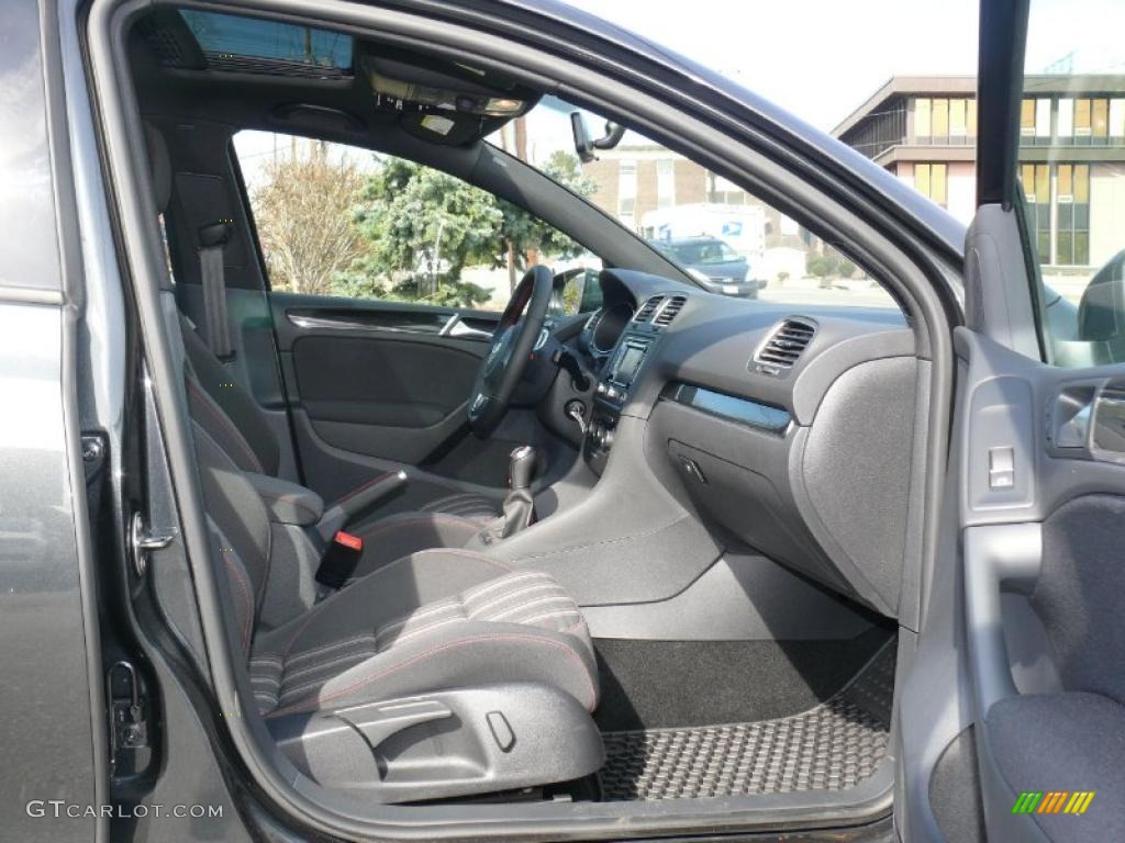 2011 GTI 4 Door - Carbon Steel Gray Metallic / Titan Black photo #8